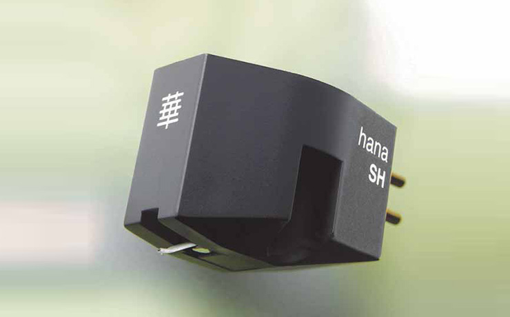 Hana SH high output MC cartridge on a green background