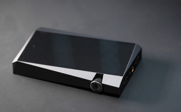 Astell & Kern SR25 MKII portable music player laying on a flat surface