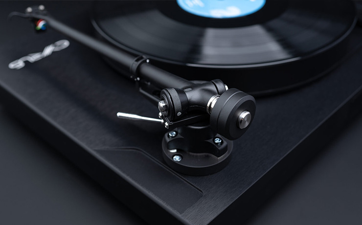 Cyrus TTP Turntable close-up