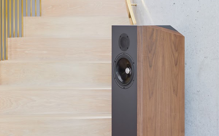 Kudos Titan 707 Loudspeaker in front of a staircase.