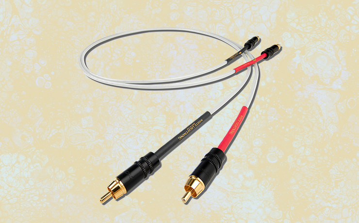 ordost White Lightning Analogue Interconnect Cable on a yellow splodgy background