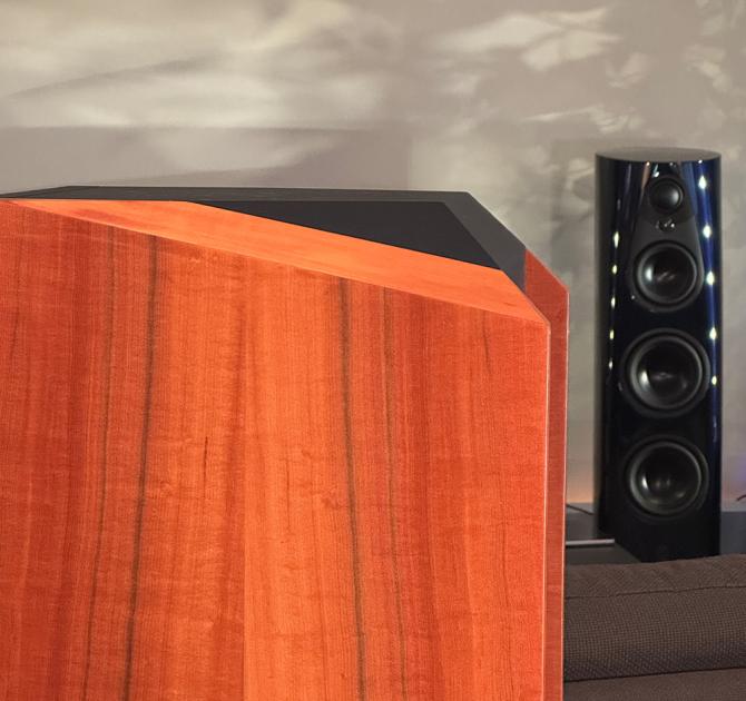 Kudos Titan 707 - Tineo
