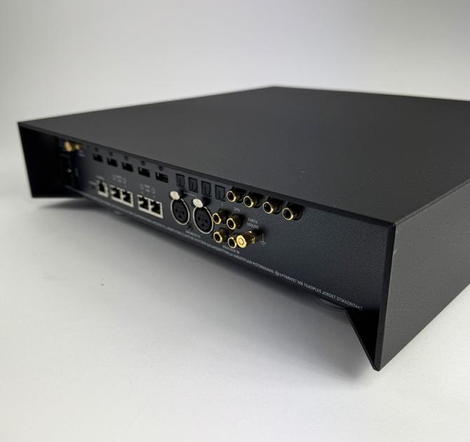 Linn Akurate Exakt DSM in black