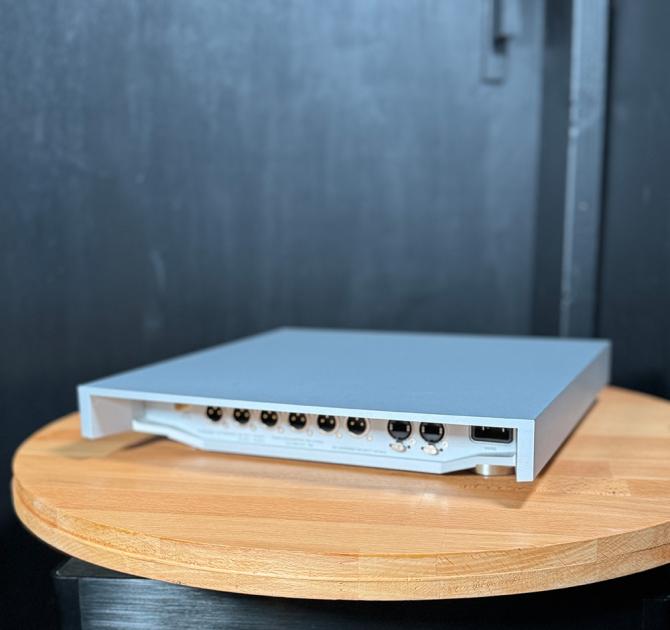 Linn Klimax ExaktBox rear view