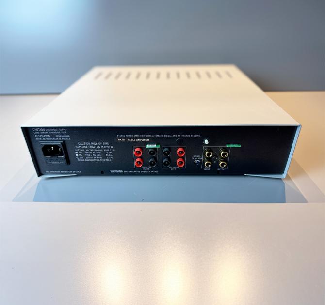 Linn LK140 Power Amplifier