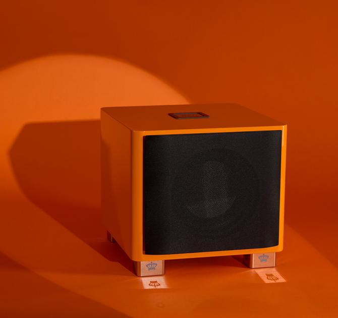 REL T/9x Special Edition Subwoofer in orange with grille on