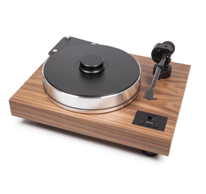 Project Xtension 10 Turntable in walnut