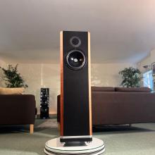 Kudos Titan 707 - Tineo