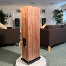 Linn 150 speaker in walnut at ripcaster