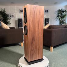 Linn 150 speaker in walnut at ripcaster