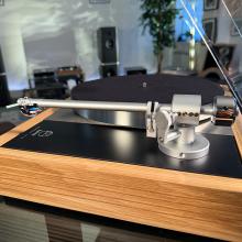 Linn Majik MM LP12 Fluted turntable in oak in the ripcaster showroom 